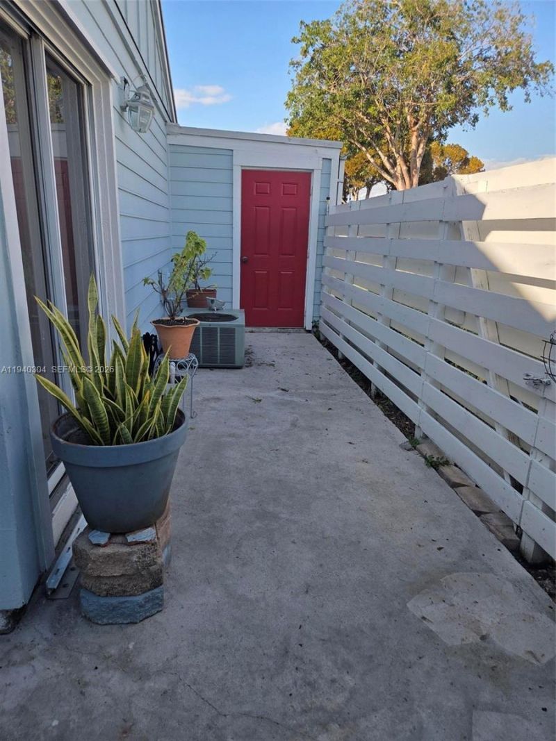 13741 SW 149th Cir Ln, Unit 2-42, Miami, FL 33186 Photo