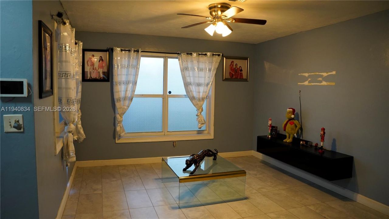 1021 NW 23rd Rd, Fort Lauderdale, FL 33311 Photo