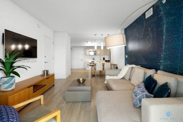 2602 E Hallandale Beach Blvd, Unit R2006, Hallandale Beach, FL 33009 Photo