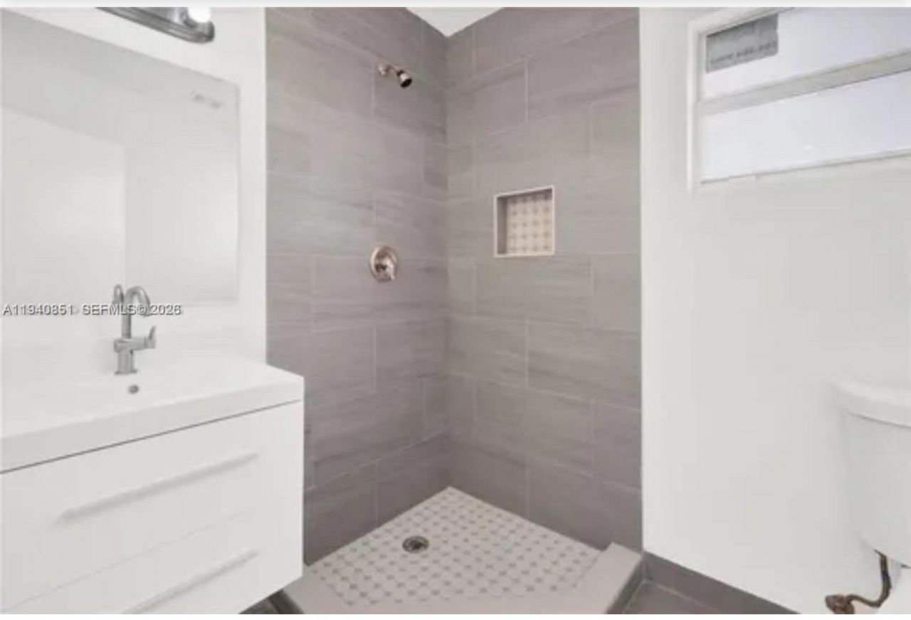1831 NW 67th St, Unit 2, Miami, FL 33147 Photo