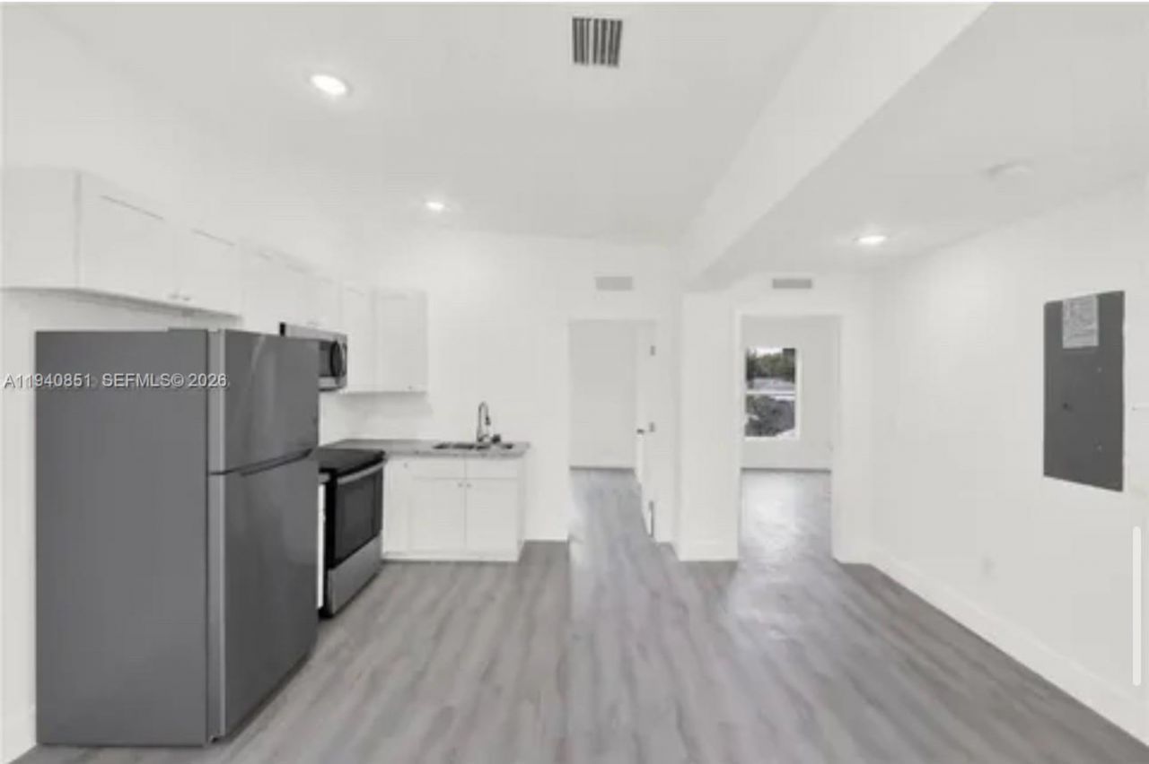 1831 NW 67th St, Unit 2, Miami, FL 33147 Photo