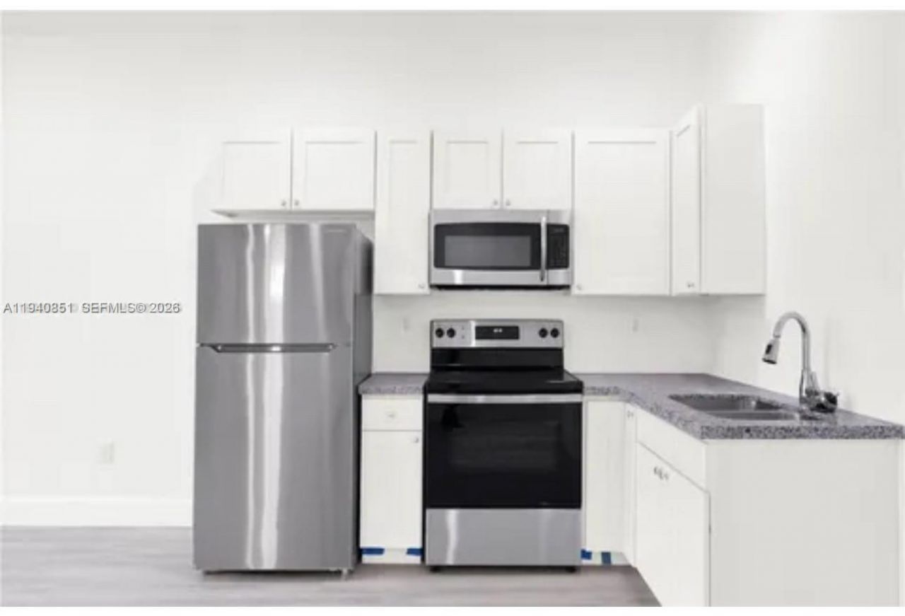 1831 NW 67th St, Unit 2, Miami, FL 33147 Photo
