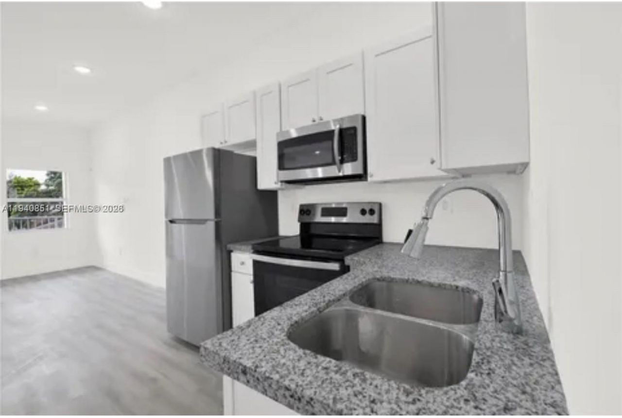 1831 NW 67th St, Unit 2, Miami, FL 33147 Photo
