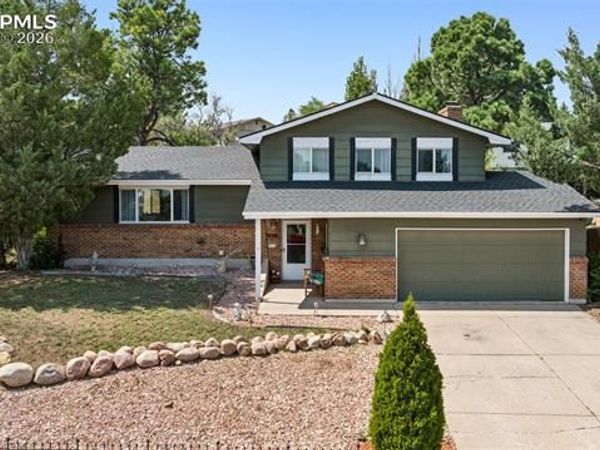 5560 Constitution Avenue, Colorado Springs, CO 80915