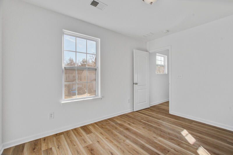 167 Brittondale Road Photo 9