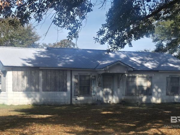 313 Cloverdale Road, Atmore, AL 36502