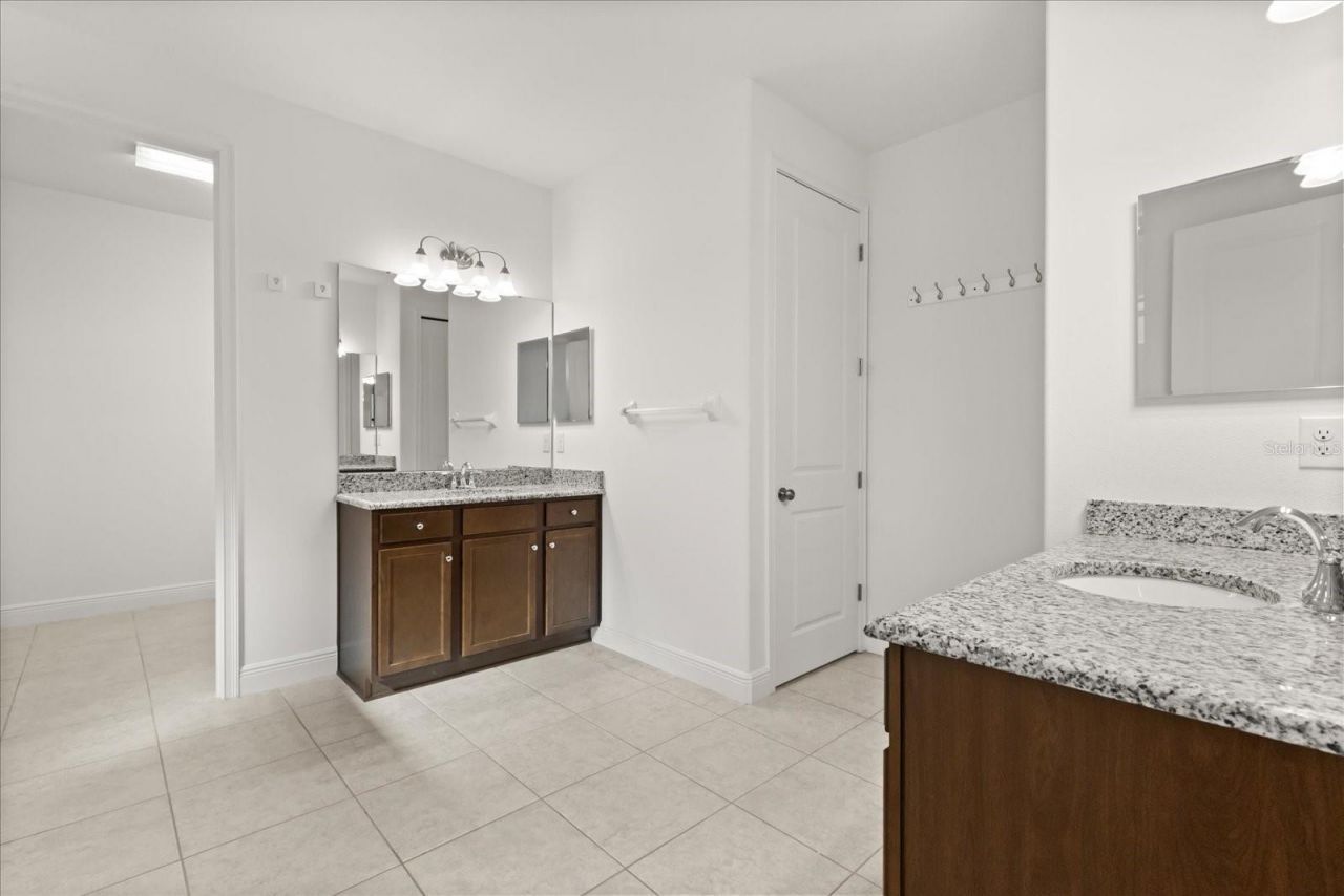 3918 Gaviota Drive, Sun City Center, FL 33573 Photo