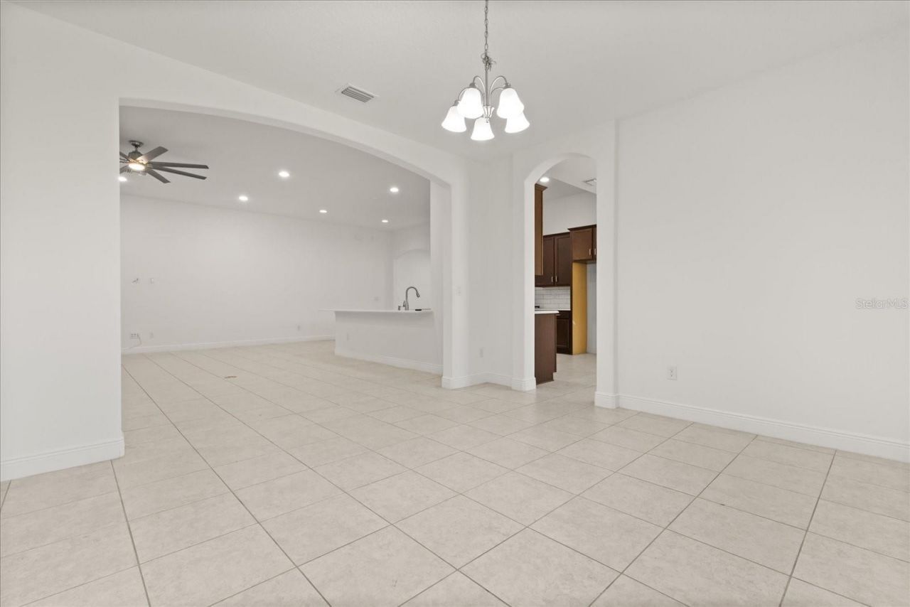 3918 Gaviota Drive, Sun City Center, FL 33573 Photo