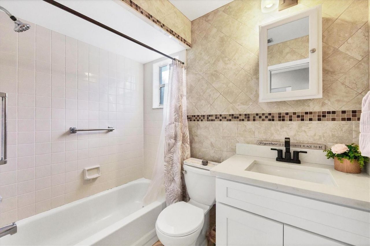 4003 39th Street W, Bradenton, FL 34205 Photo