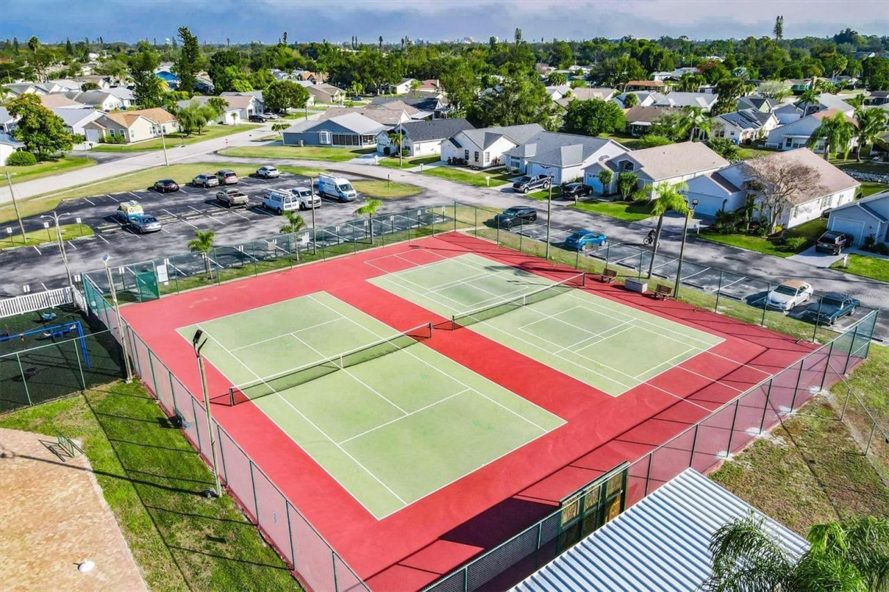 4003 39th Street W, Bradenton, FL 34205 Photo