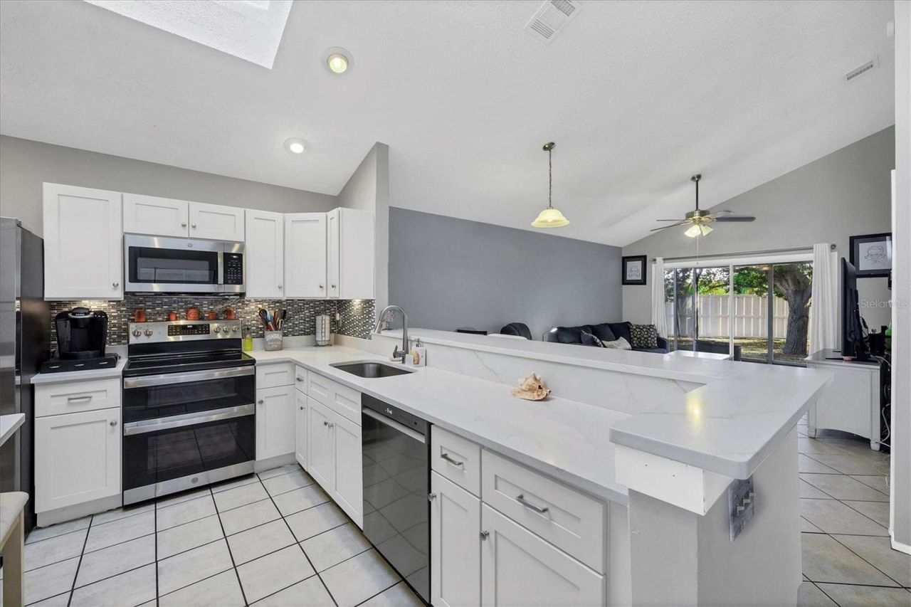 4003 39th Street W, Bradenton, FL 34205 Photo