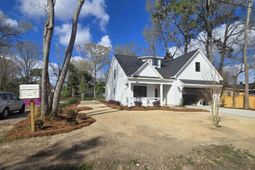 2506 Hara Lane photo 4