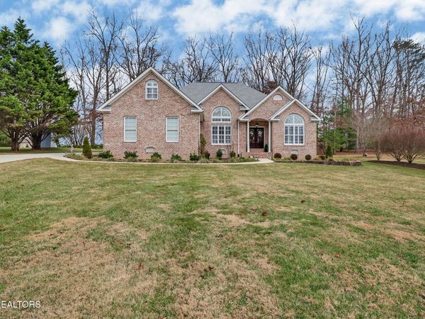 233 Dove Drive, Crossville, TN 38555