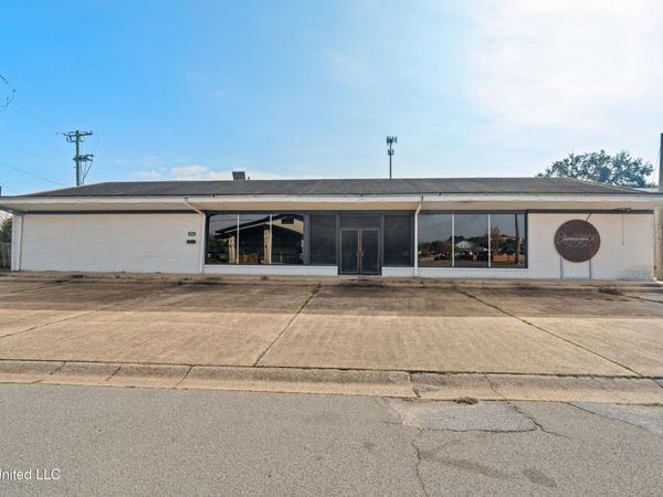 5006 Morris Street, Moss Point, MS 39563