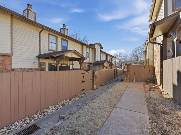 6514 S Memorial Drive, Unit J, Tulsa, OK 74133