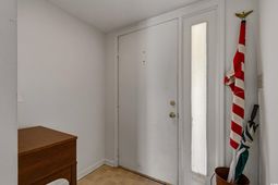 816 9th Ave. S photo 4