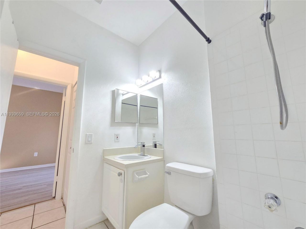2331 NW 96th Ter, Unit 17L, Pembroke Pines, FL 33024 Photo