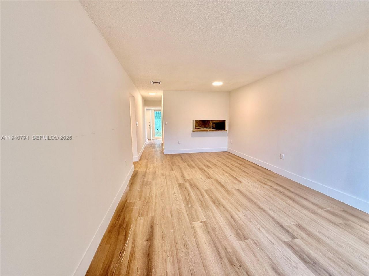 617 NW 10th St , Miami, FL 33136 Photo