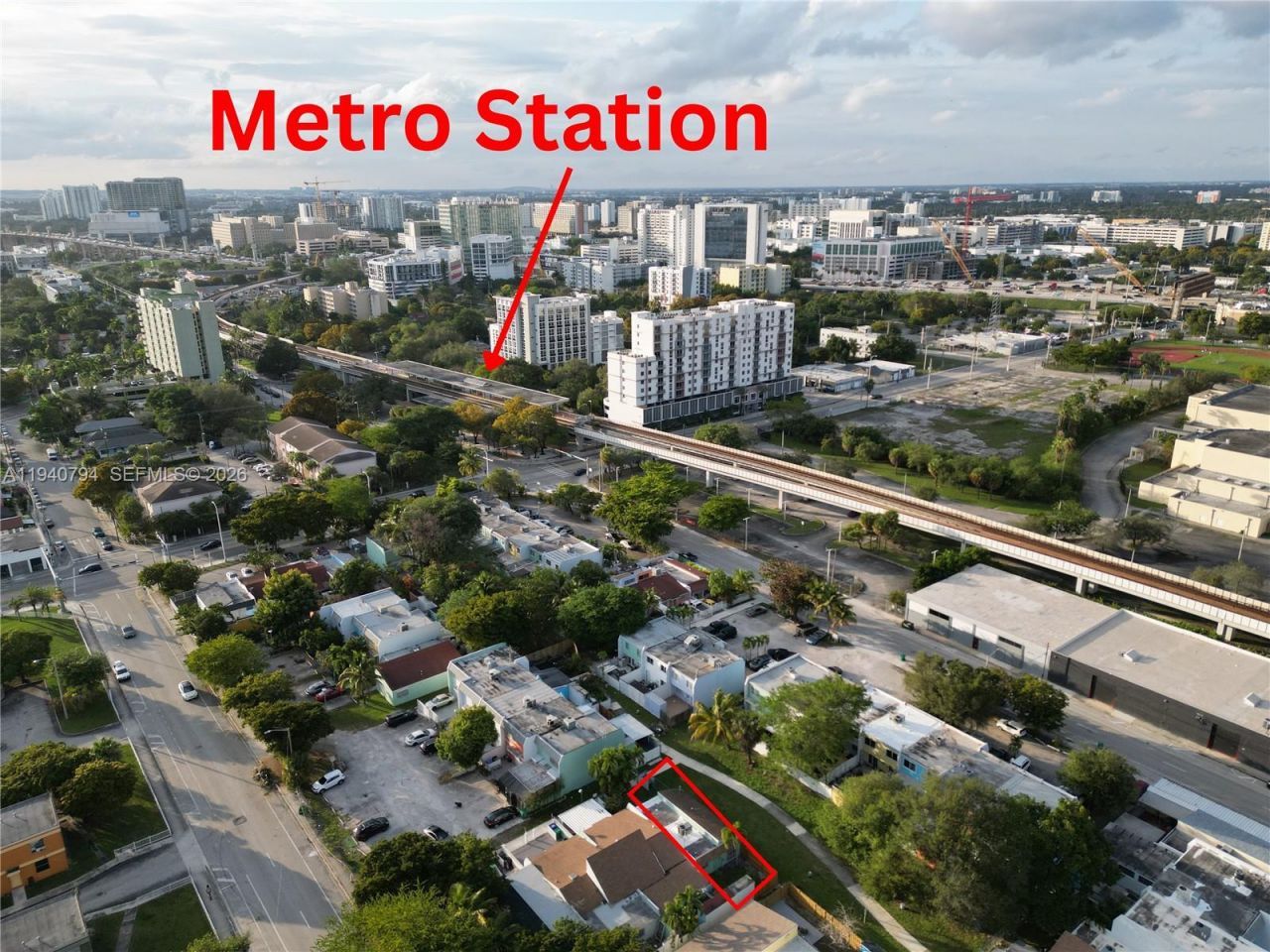 617 NW 10th St , Miami, FL 33136 Photo