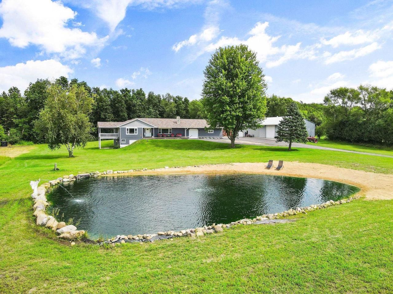 64 Oakland Road, Cambridge, WI 53523 Main Photo