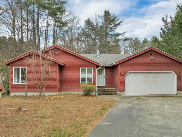 12 Highland Terrace, Wolfeboro, NH 03894