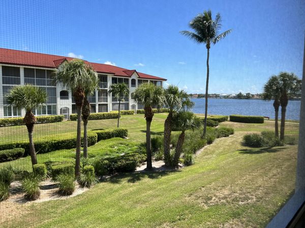 110 Half Moon Circle, Unit C1, Hypoluxo, FL 33462
