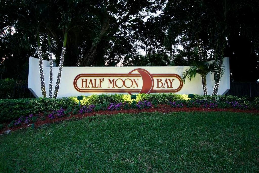 110 Half Moon Circle, Unit C1, Hypoluxo, FL 33462 Photo
