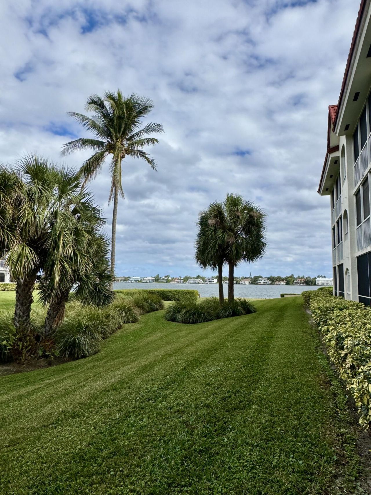 110 Half Moon Circle, Unit C1, Hypoluxo, FL 33462 Photo