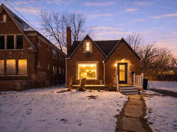 13405 Corbett Avenue, Detroit, MI 48213