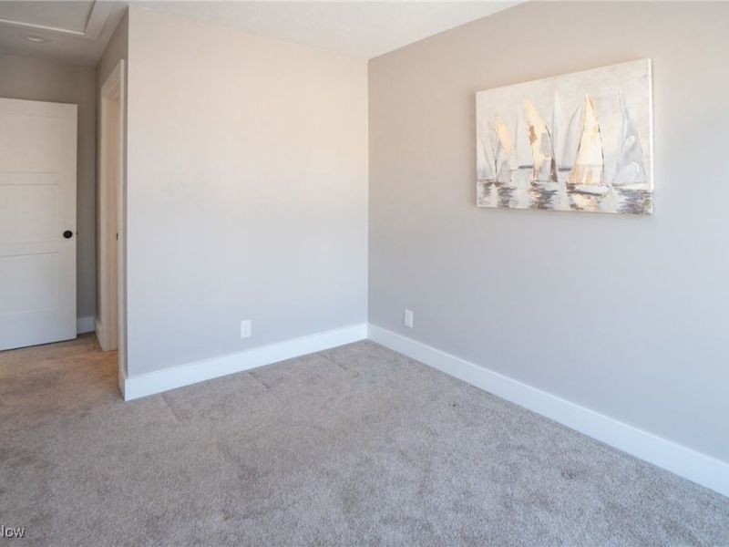 4414 Bucyrus Avenue, Cleveland, OH 44109 Photo 24