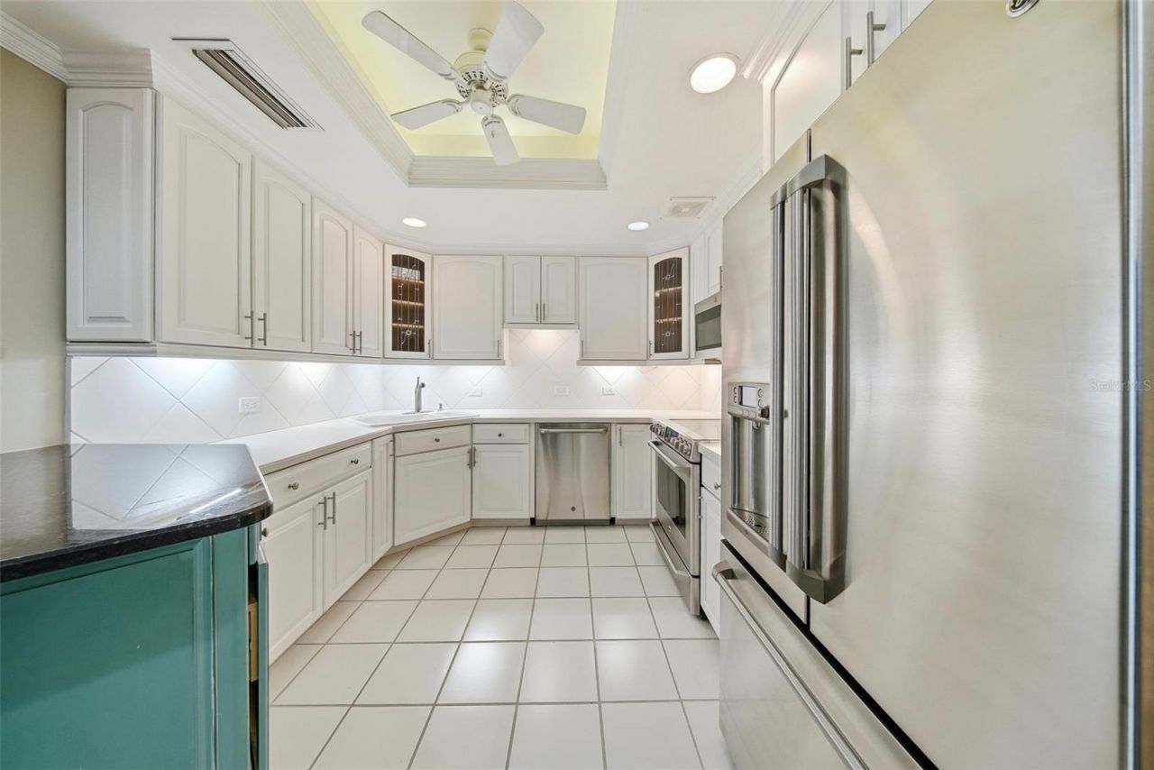 1 Beach Drive Se, Unit 1610, Saint Petersburg, FL 33701 Photo