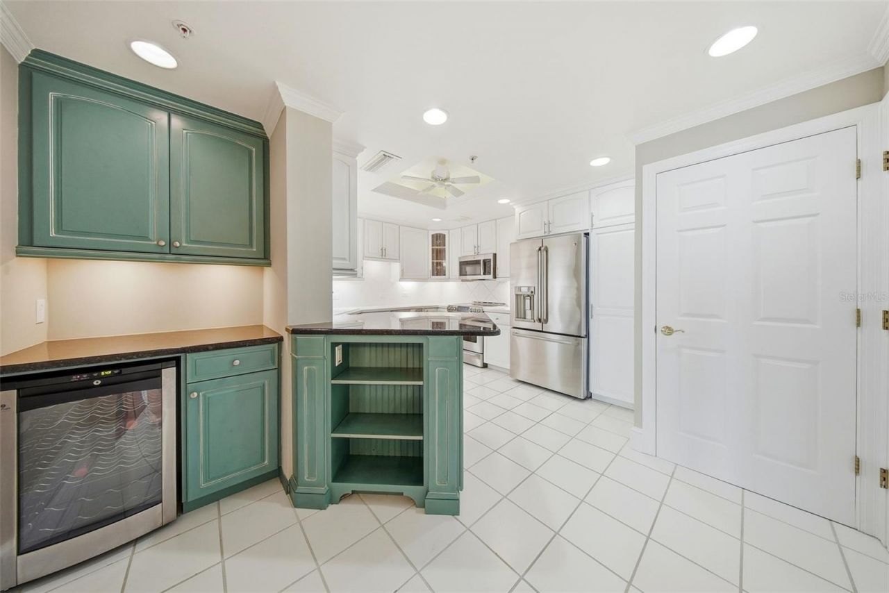1 Beach Drive Se, Unit 1610, Saint Petersburg, FL 33701 Photo