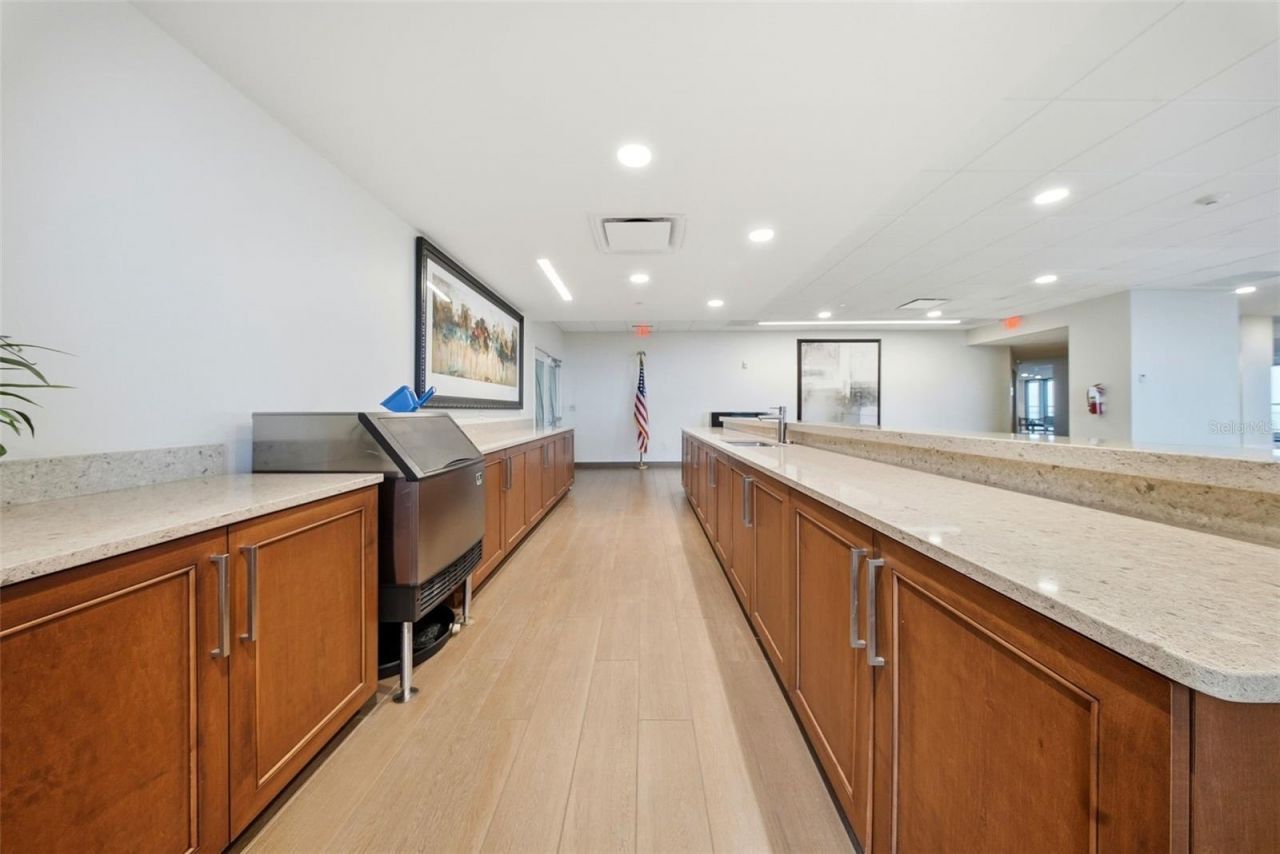 1 Beach Drive Se, Unit 1610, Saint Petersburg, FL 33701 Photo