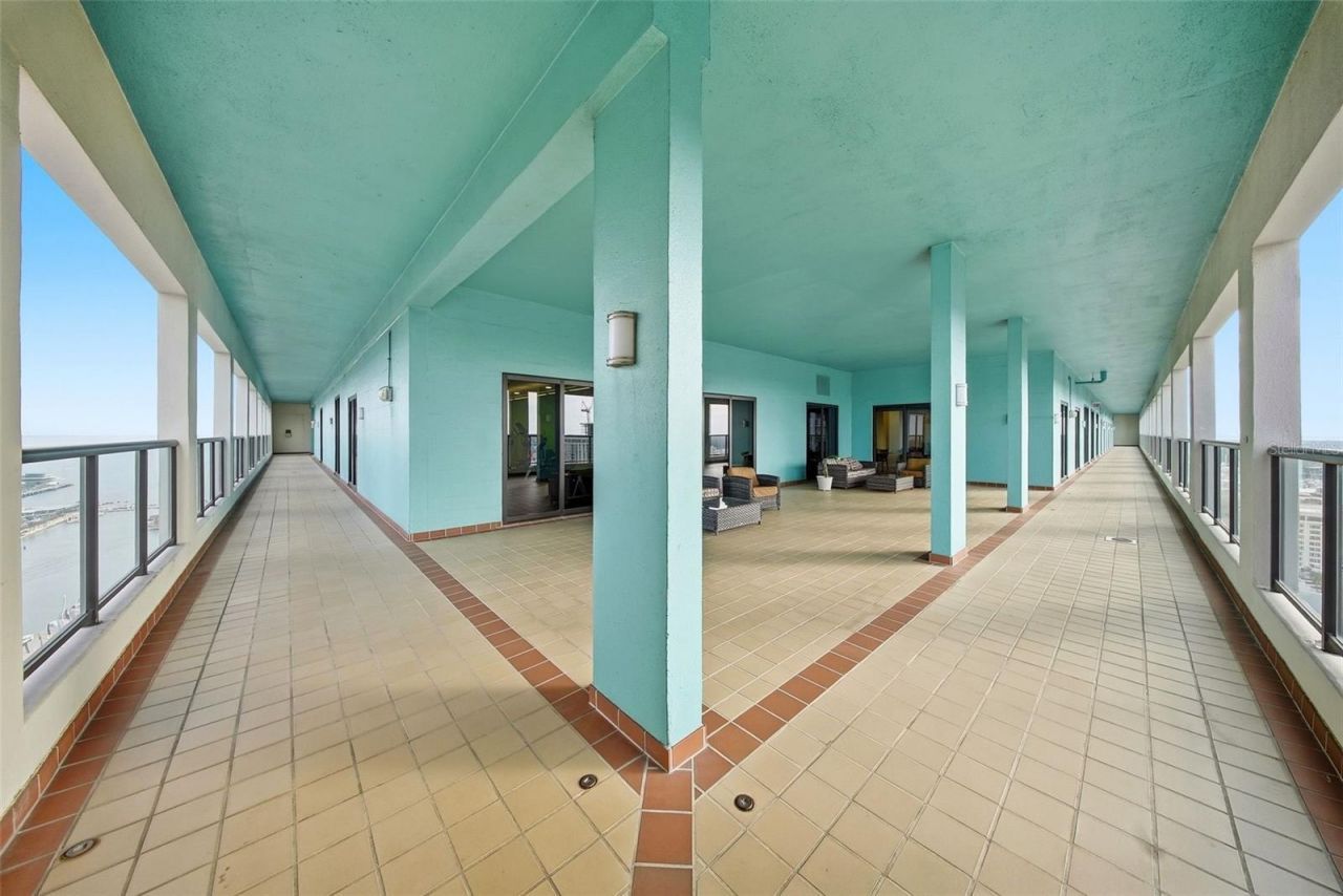 1 Beach Drive Se, Unit 1610, Saint Petersburg, FL 33701 Photo