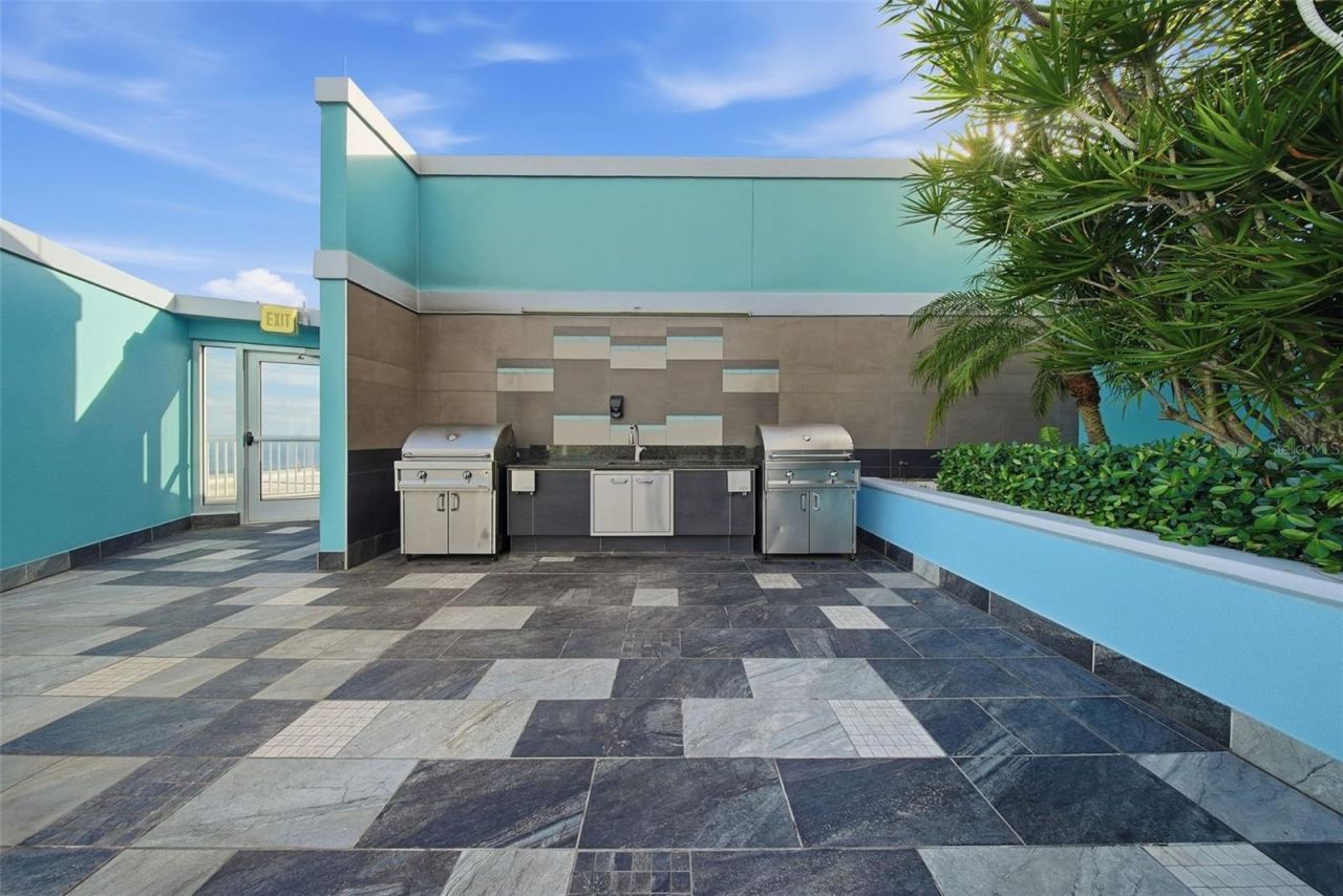 1 Beach Drive Se, Unit 1610, Saint Petersburg, FL 33701 Photo