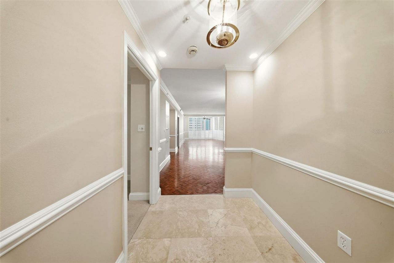 1 Beach Drive Se, Unit 1610, Saint Petersburg, FL 33701 Photo