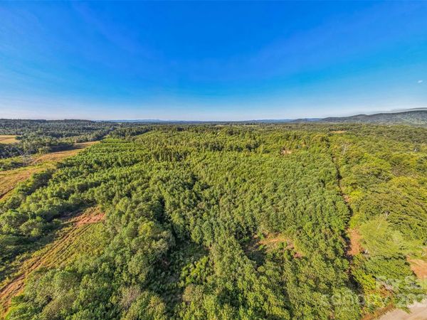 307 RC Road, Traphill, NC 28685