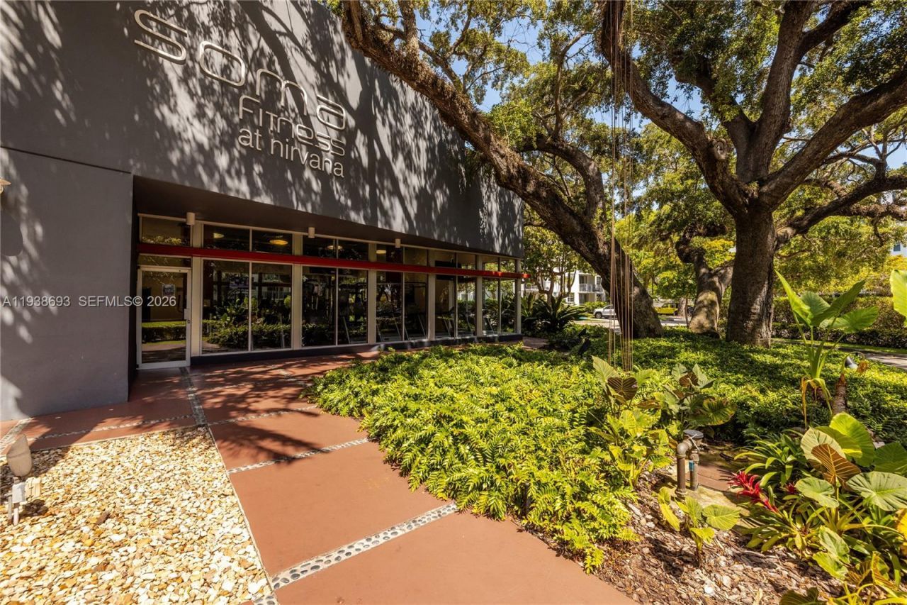 680 NE 64th St, Unit APH2, Miami, FL 33138 Photo