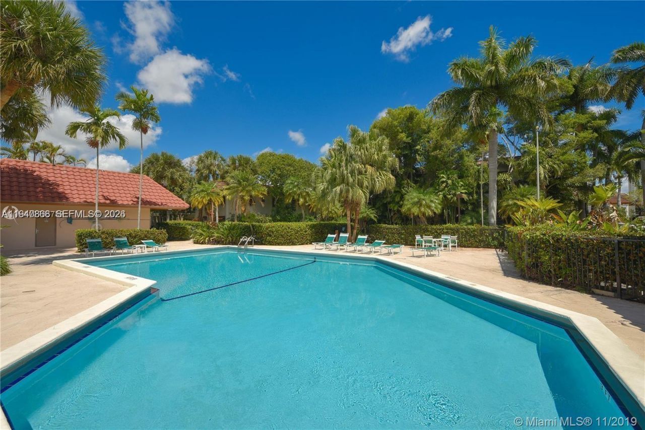 9350 SW 77th Ave, Unit G8, Miami, FL 33156 Photo