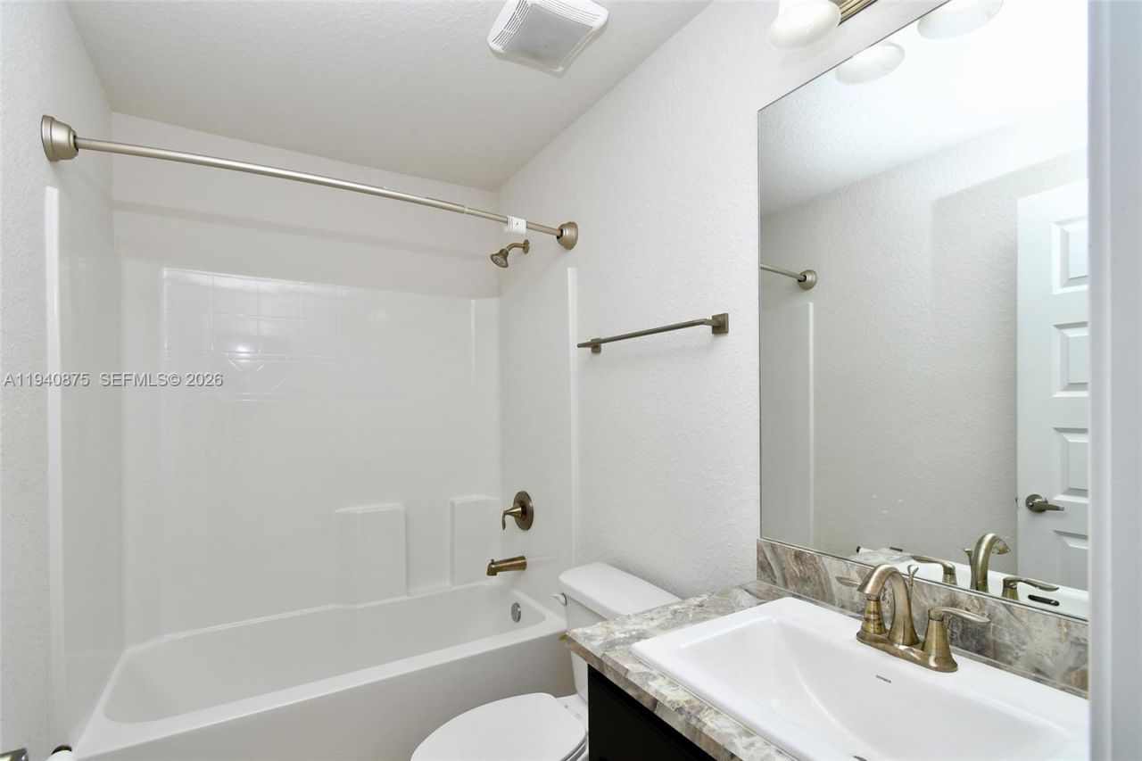 1923 Villia, Lehigh Acres, FL 33972 Photo