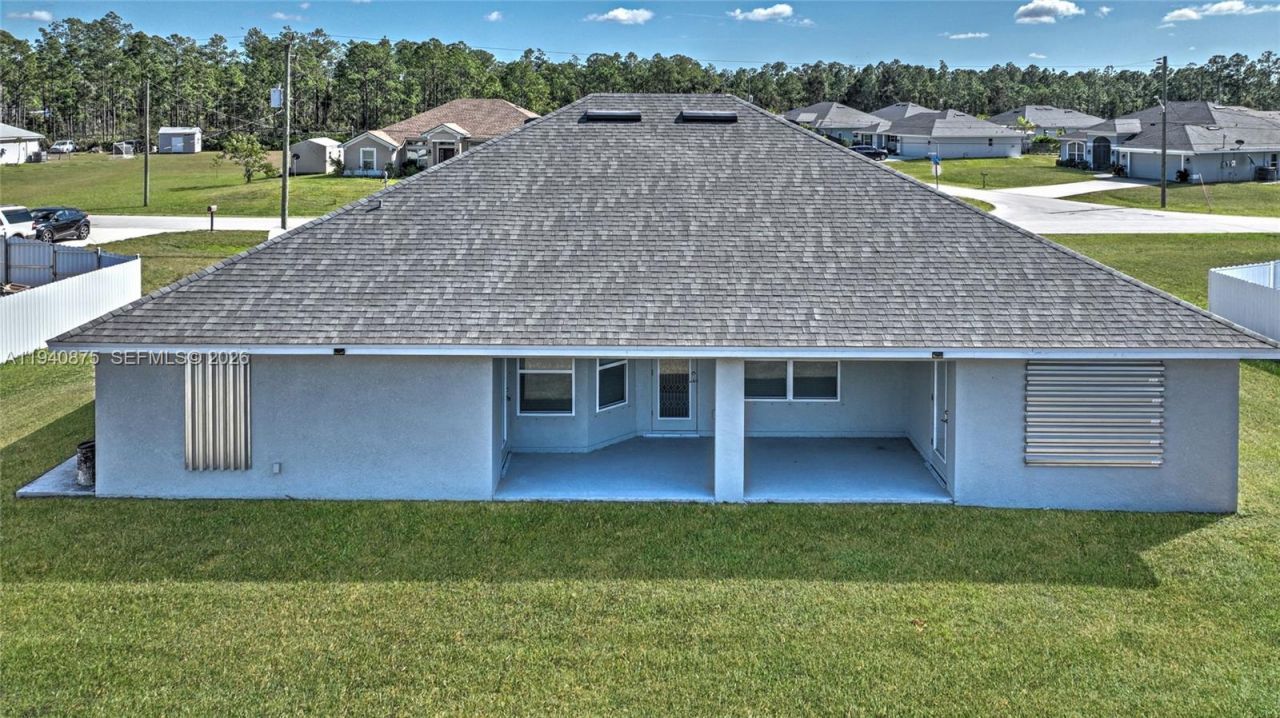 1923 Villia, Lehigh Acres, FL 33972 Photo