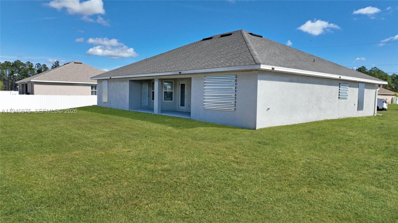 1923 Villia, Lehigh Acres, FL 33972 Photo