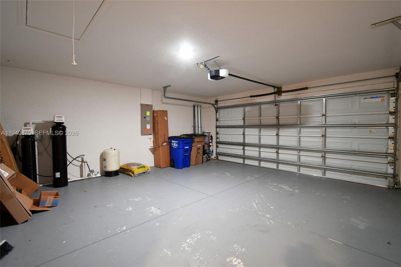 1923 Villia, Lehigh Acres, FL 33972 Photo