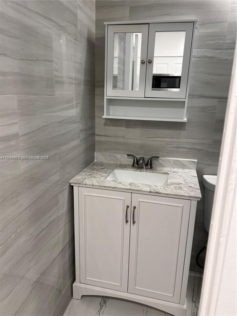 Please Call For Address, Miami, FL 33165 Photo