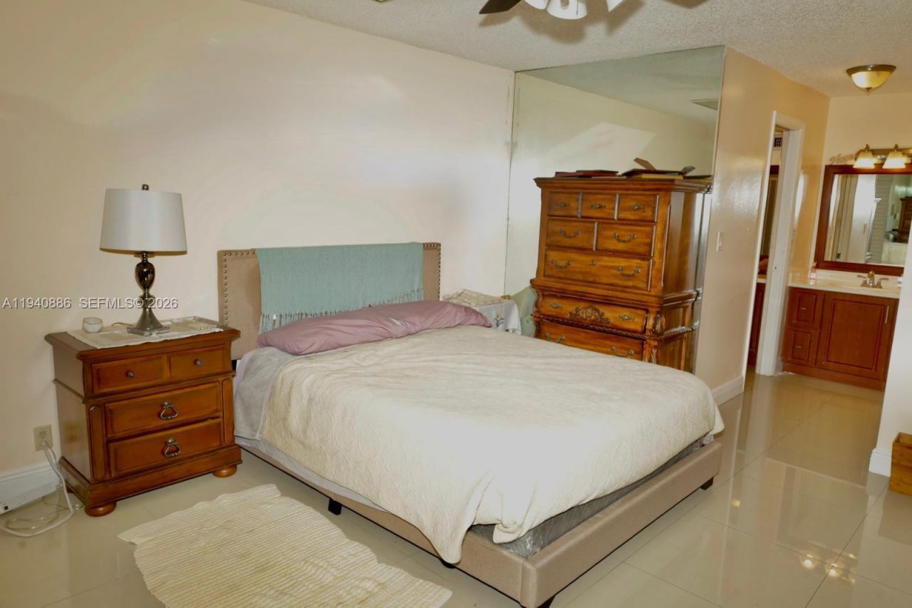 5860 NW 44th St, Unit 102, Lauderhill, FL 33319 Photo