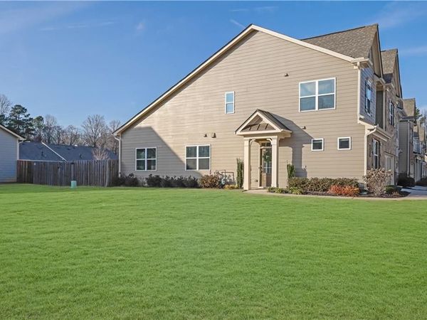 2910 Bishopstone Way, Cumming, GA 30040