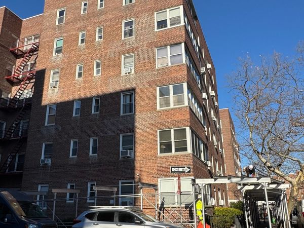 63-60 102nd Street, Unit B14, Queens, NY 11374