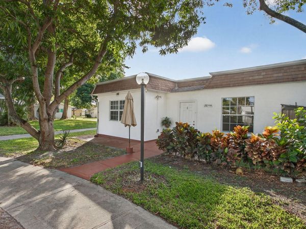 2814 SW Natura Boulevard, Unit A, Deerfield Beach, FL 33441