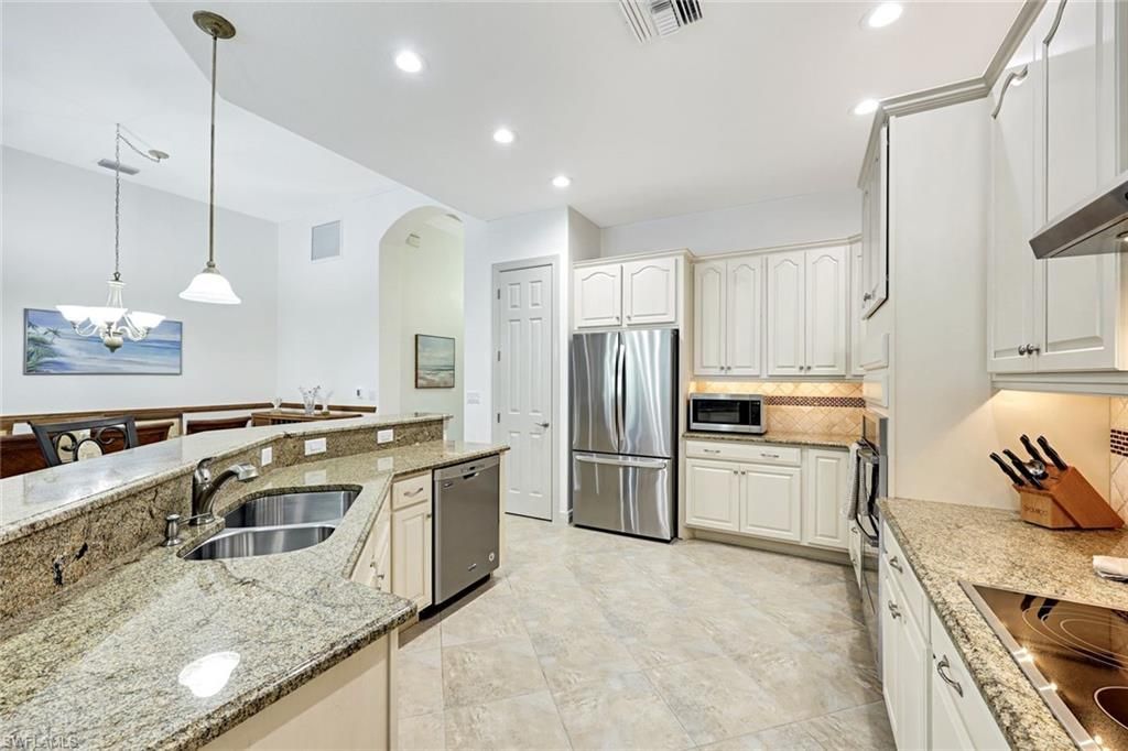 7655 Martino Cir, Naples, FL 34112 Photo