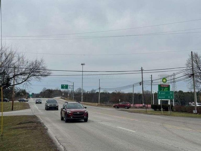 3720 S Cleveland Massillon Road, Barberton, OH 44203 Photo 6